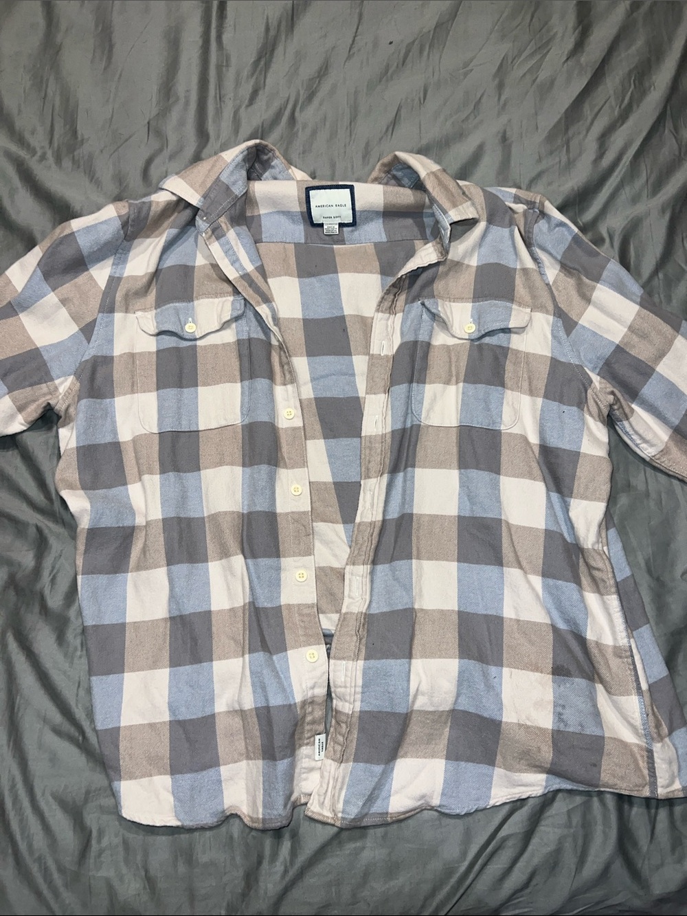 American Eagle Outfitters Men’s Plaid Button-Down Shirt in Blue and Gray